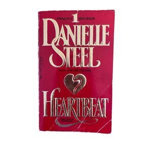 Heartbeat By Danielle Steel 1992 Paperback Book Novel Romance Love